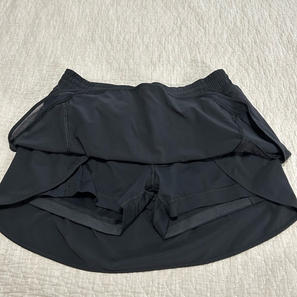 lululemon athletica Hotty Hot High Rise Skirt - Picture 2 of 4